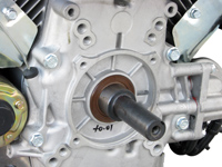 Luftgekühlter 2-Zylinder Benzin V-Motor mit 14 kW, EG4-2V-0688-E, Schaft