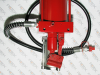 Hydraulikpumpe bis 700 Bar für Werkstattpressen mit manuellem und Druckluftantrieb